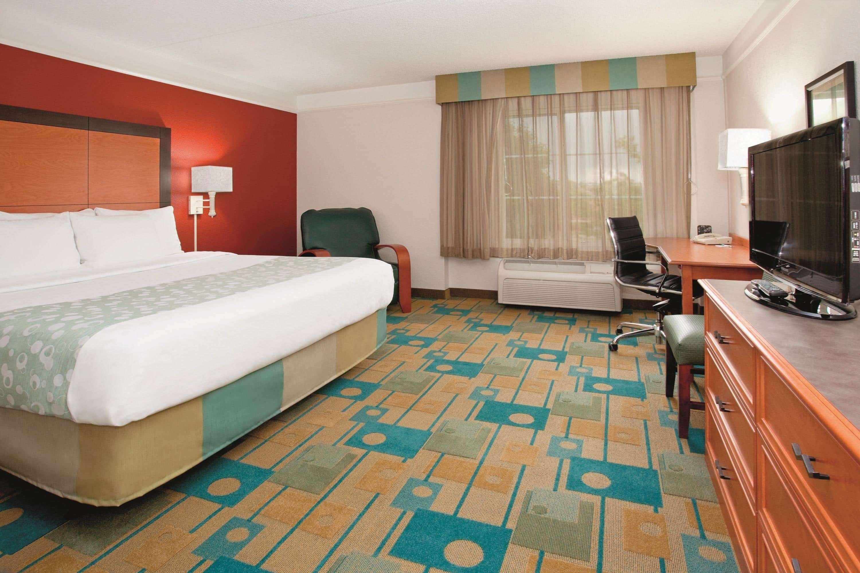 La Quinta By Wyndham Colorado Springs South Airport Hotell Eksteriør bilde