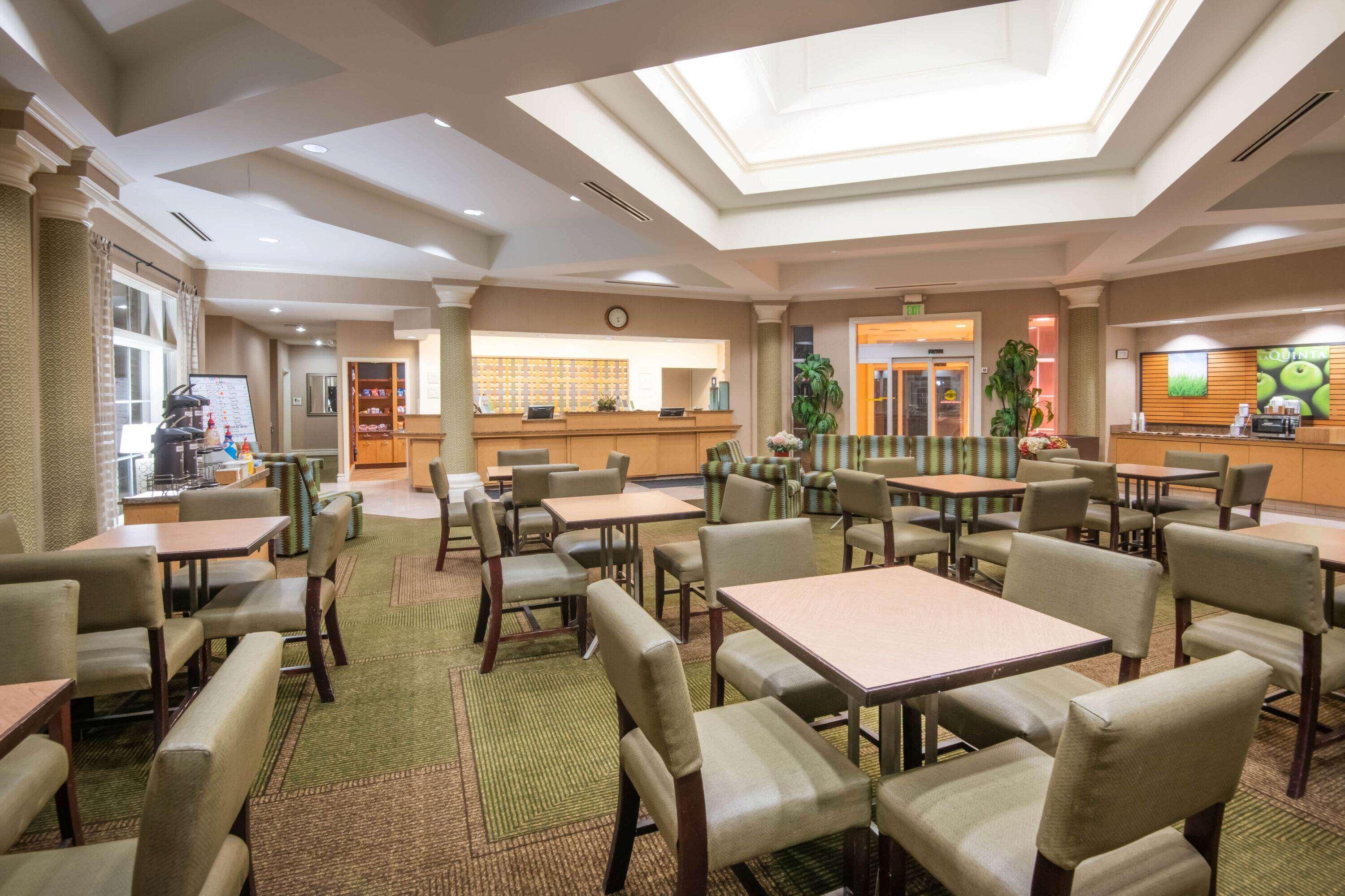 La Quinta By Wyndham Colorado Springs South Airport Hotell Eksteriør bilde