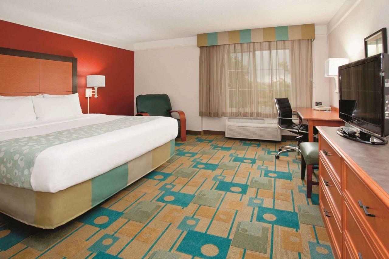 La Quinta By Wyndham Colorado Springs South Airport Hotell Eksteriør bilde